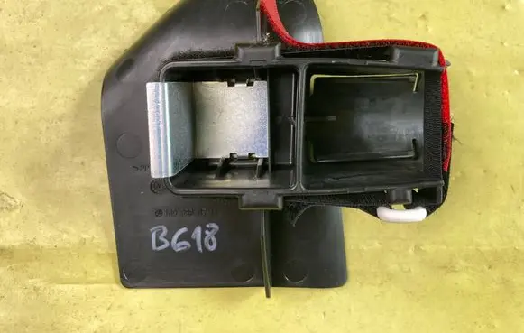 Mercedes-Benz B W245 Hazard Warning Triangle Mounting Bracket 1698900714