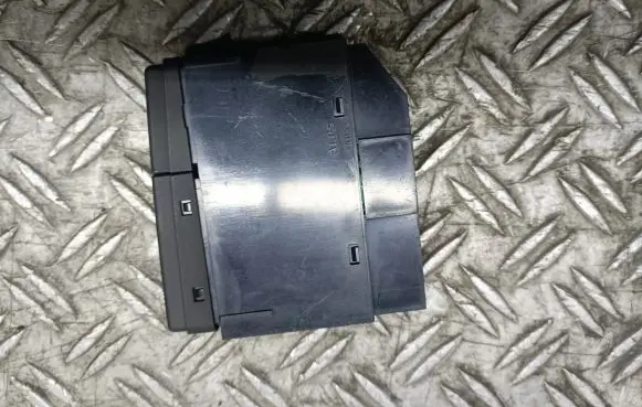 Windscreen/window heater switch