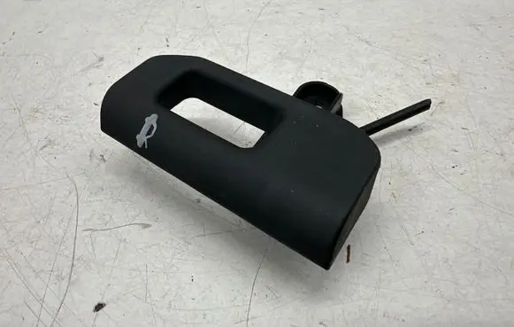 Maserati Ghibli Engine bonnet (hood) release handle