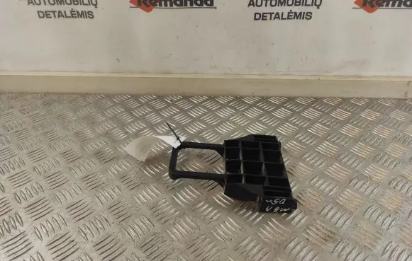 Mercedes-Benz A W169 Battery bracket A1696102136