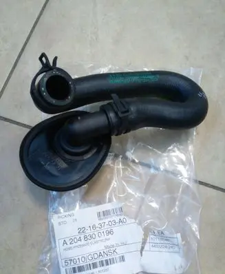 Mercedes-Benz C W204 Engine coolant pipe/hose 2048300196 NE69784