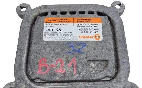 Ford Focus Headlight ballast module Xenon 35XT5D1