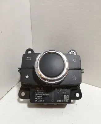 Mercedes-Benz GL X166 Head unit multimedia control A1669002609 A1669014201 A2129020607