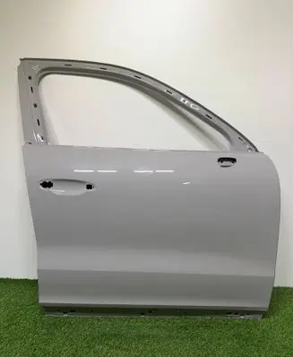Porsche Cayenne (9Y0 9Y3) Front door 9Y0831312D