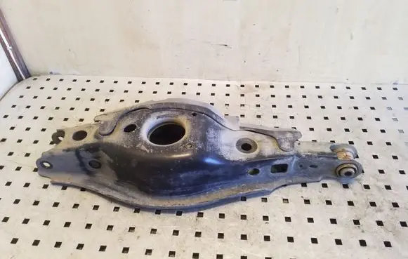 Lexus CT 200H Rear upper control arm/wishbone