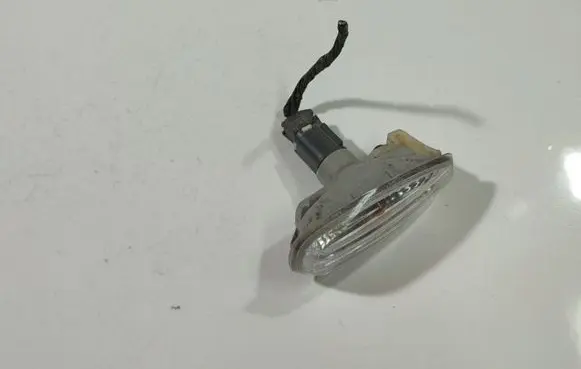 KIA Ceed Front fender indicator light 923033L1