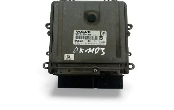 Volvo XC90 Engine control unit/module ECU 30771550AB 0281012103
