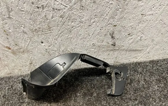 BMW 2 F22 F23 Rear/tail light trim molding 20979020