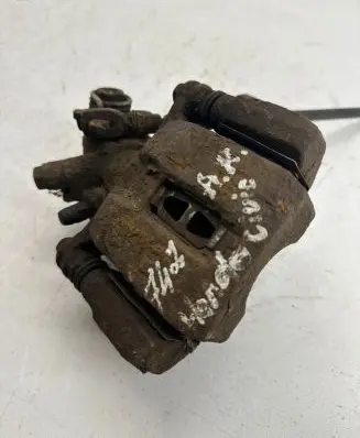 Rear brake caliper