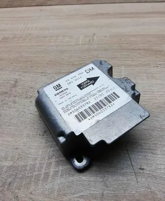 Opel Zafira A Airbag control unit/module 24416704 1923594