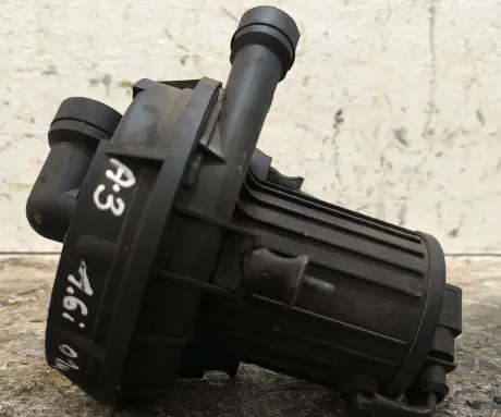 Audi A3 S3 8L Secondary air pump 06A959253B