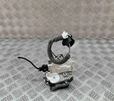 Audi Q5 SQ5 Coupe door lock (next to the handle) 8X2837015B