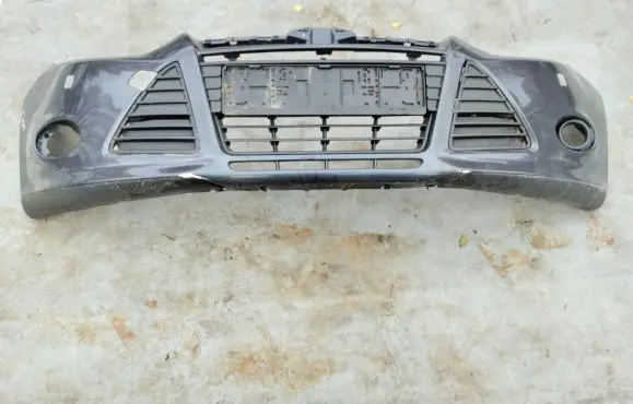 Ford Focus Front bumper 1719357