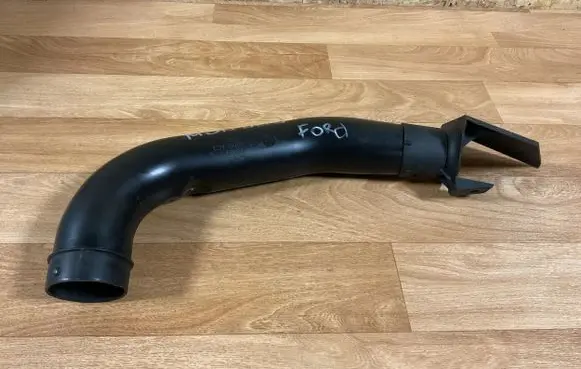 Ford Mondeo Mk III Air intake duct part 1S719A675AG C7Z2A