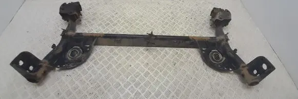 Nissan Note (E11) Rear axle beam 