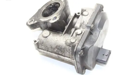 Mercedes-Benz B W246 W242 EGR valve 147109074R H8201143495