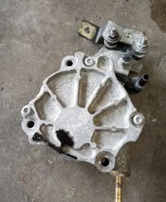 Mitsubishi Outlander Vacuum pump MN982416