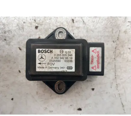 Mercedes-Benz E W211 ESP acceleration yaw rate sensor A0025426618 0265005246