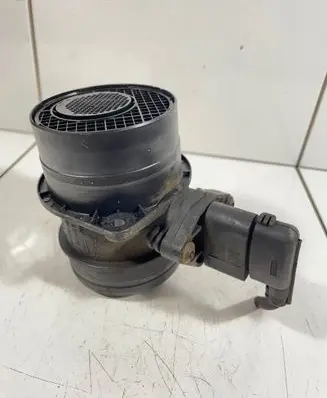Volkswagen Touran I Mass air flow meter 0281002461 074906461B