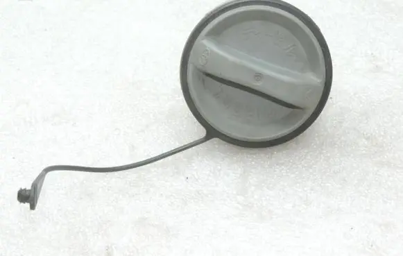 Toyota Corolla Verso AR10 Fuel tank filler cap 7730060010
