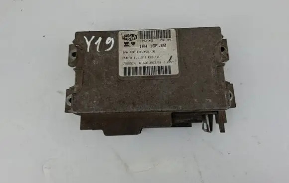 Fiat Punto (176) Engine control unit/module 7795574 6160206301