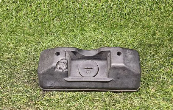 Mercedes-Benz E W212 Jacking socket point A0009986750