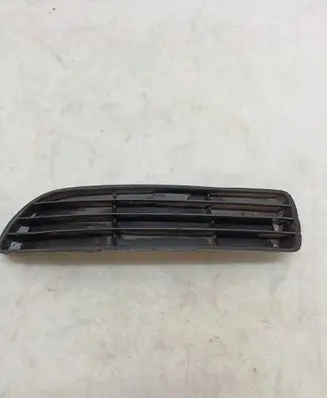 Audi A4 S4 B5 8D Front bumper lower grill 8D0807345B