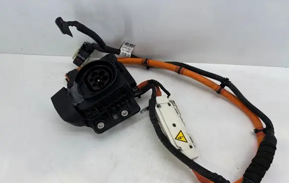 Volvo XC40 Electric car charge socket 32266404