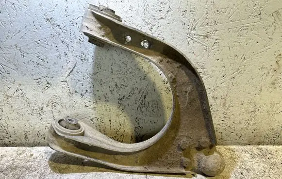 Mercedes-Benz E W211 Front upper control arm/wishbone 