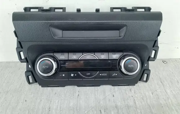 Mazda 3 III Climate control/heater control trim 