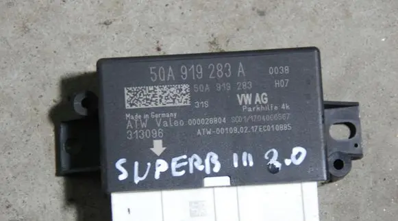 Skoda Superb B8 (3V) Parking PDC control unit/module 5QA919283A