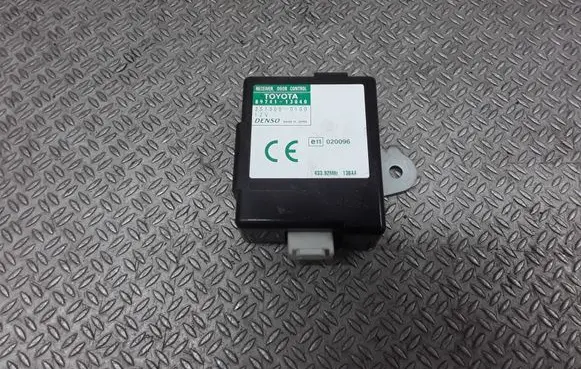 Toyota Corolla Verso E121 Door central lock control unit/module 8974113040 2513000100