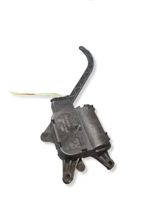 Mercedes-Benz Vito Viano W639 Air flap motor/actuator 0132801332