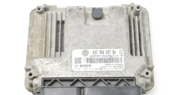 Volkswagen Golf VI Engine control unit/module 03C906027BA
