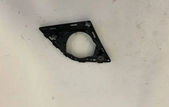 Audi Q7 4M Side speaker frame 4M0035427