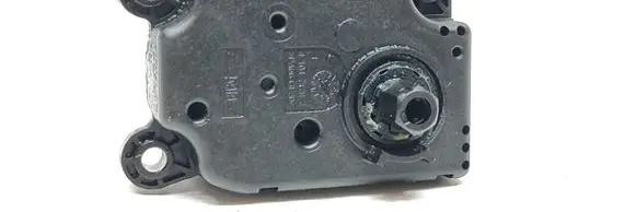 Peugeot 208 Air flap motor/actuator EGN0012 KF784001 LL430
