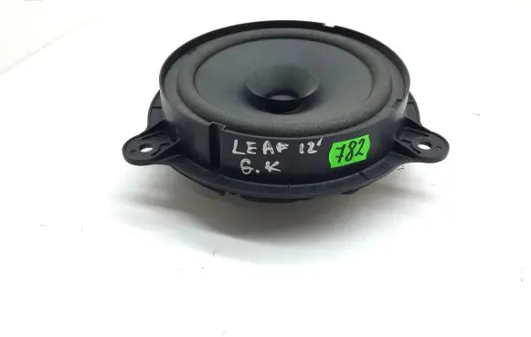 Nissan Leaf I (ZE0) Rear door speaker