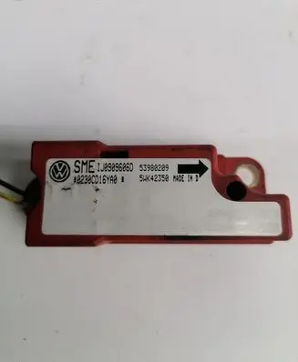 Volkswagen Golf IV Airbag deployment crash/impact sensor IJ0909606D
