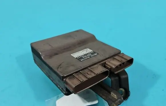 Toyota Corolla Verso E121 Central body control module 8987120030 IMPRK1537528