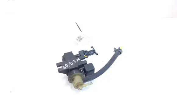 Mercedes-Benz A W169 Turbo solenoid valve A0061536628