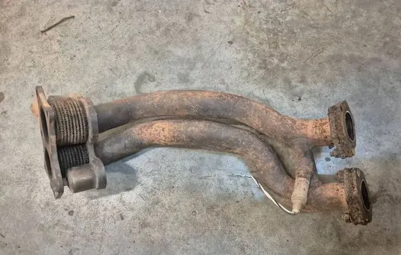 Volkswagen Golf III Exhaust manifold 3A1253101 VR6 Syncro