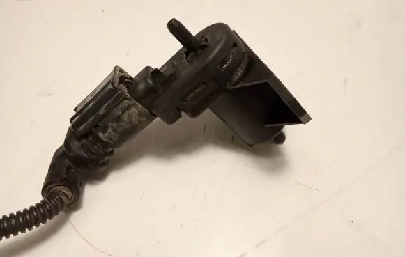 Peugeot 308 Turbo solenoid valve 9688124580