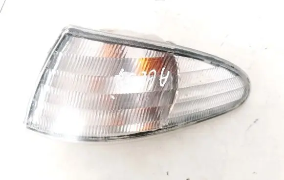 Ford Mondeo MK I Front indicator light 93BG13369AB