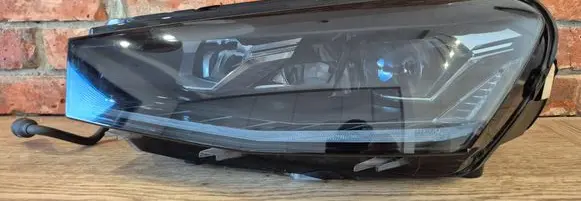 Skoda Fabia Mk4 (6VA) Headlight/headlamp 6VB941015B