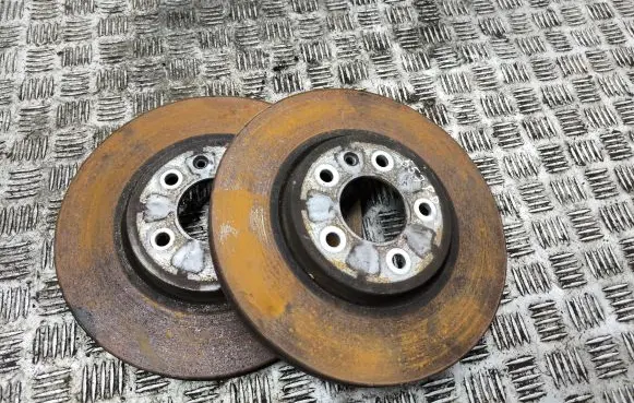 Opel Zafira C Front brake disc