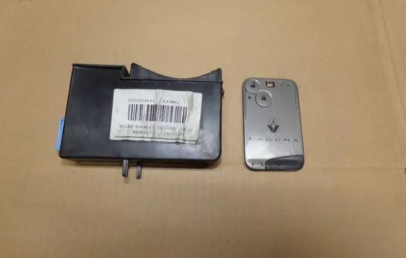 Renault Laguna II Ignition key card reader 8200224594