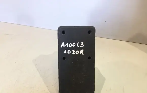 Audi 100 200 5000 C3 Central locking vacuum pump 443862257H