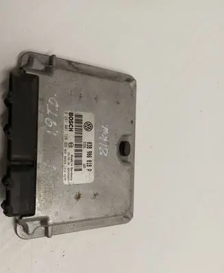 Volkswagen PASSAT B5 Engine control unit/module 038906018P 28SA3664 0281001720