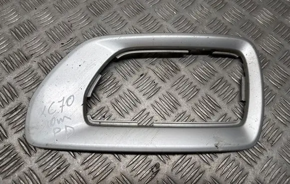 Volvo XC70 Front fog light trim/grill 30744506
