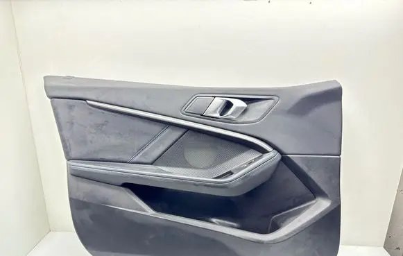 BMW 1 F40 Front door card panel trim 156231232 F011234 16631410